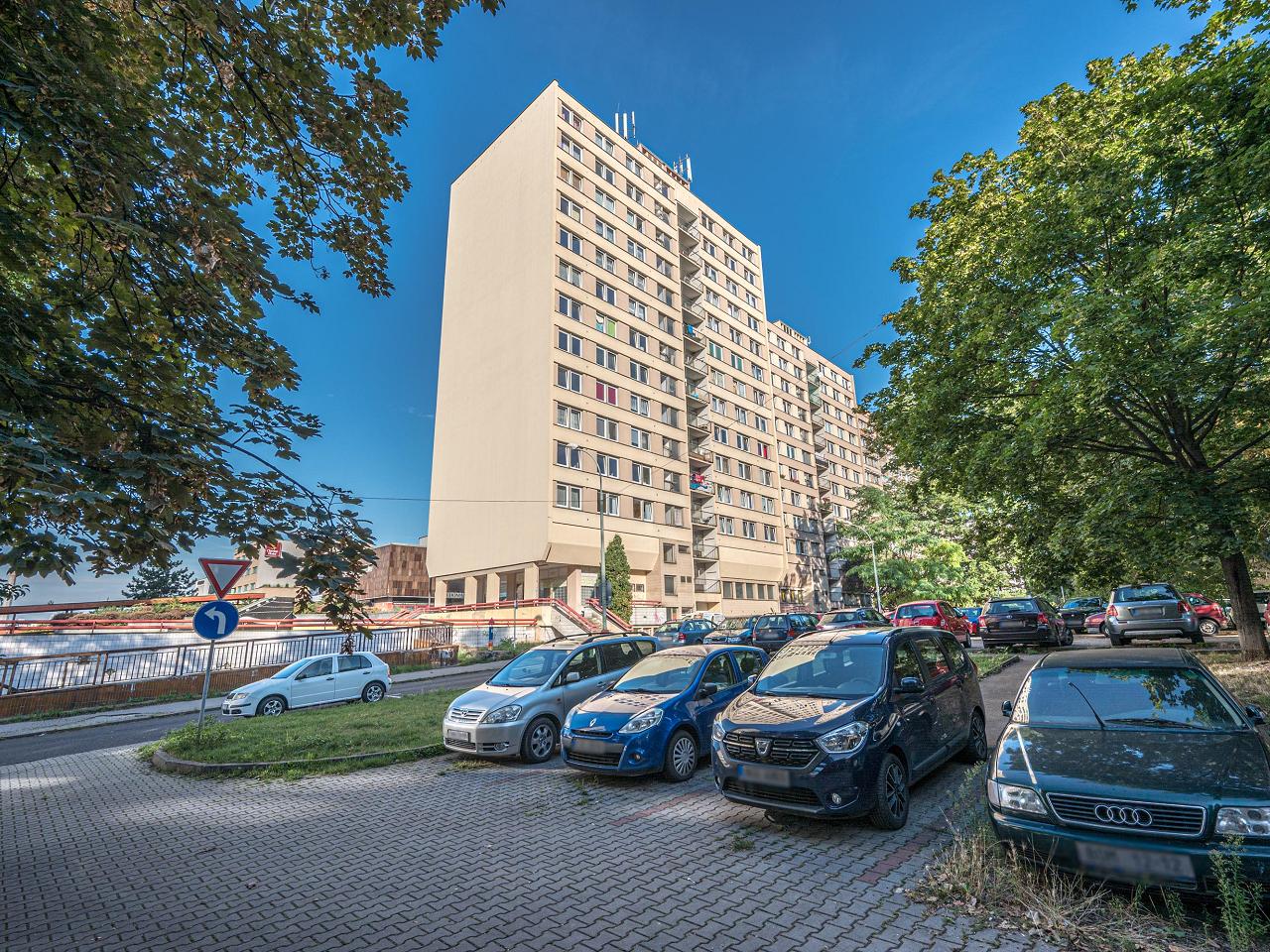 Pronájem bytu 1+kk, 26 m² obrázek
