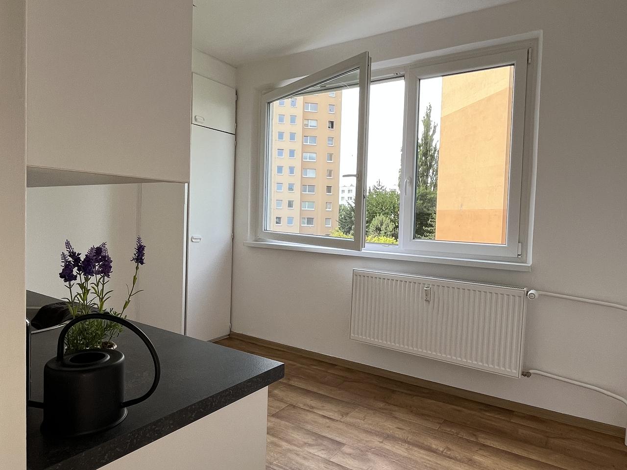 Pronájem bytu 3+1, 77 m² obrázek