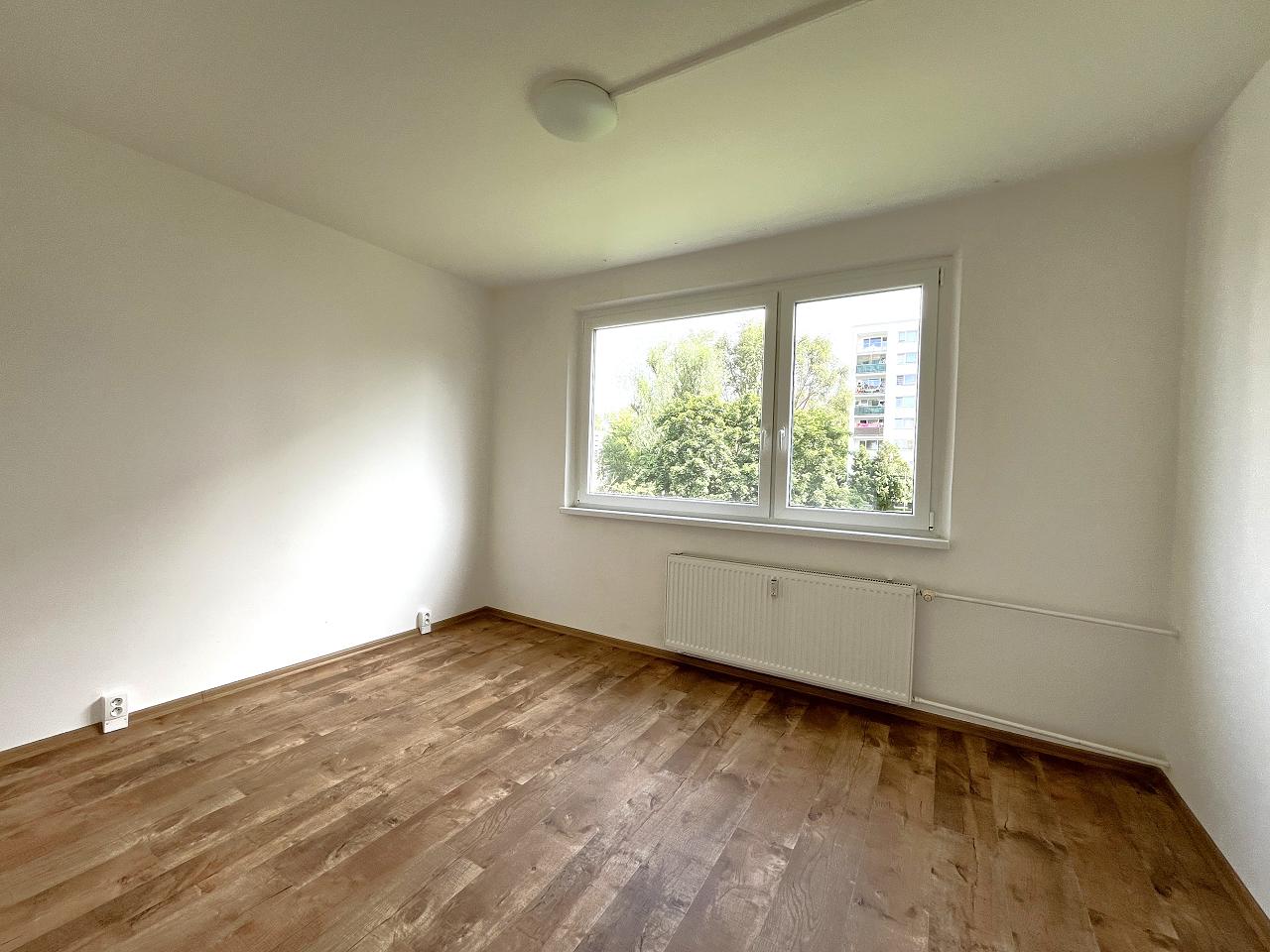 Pronájem bytu 3+1, 77 m² obrázek