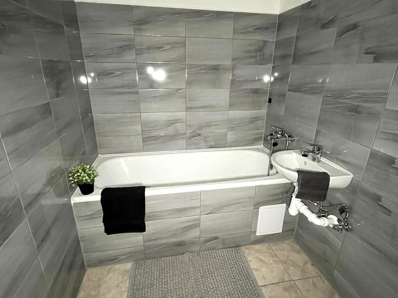 Pronájem bytu 3+1, 67 m² obrázek