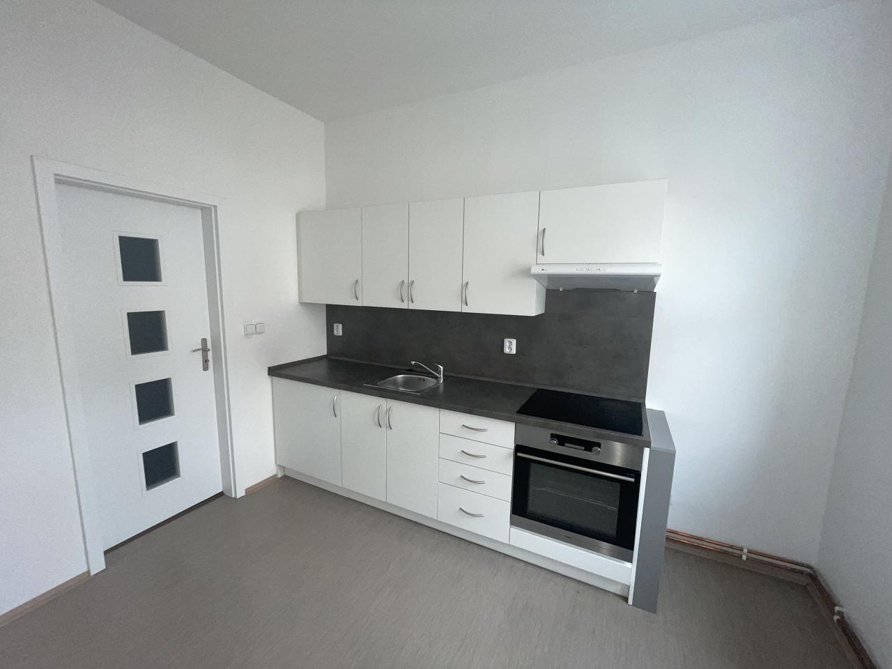 Pronájem bytu 2+1, 46 m² obrázek