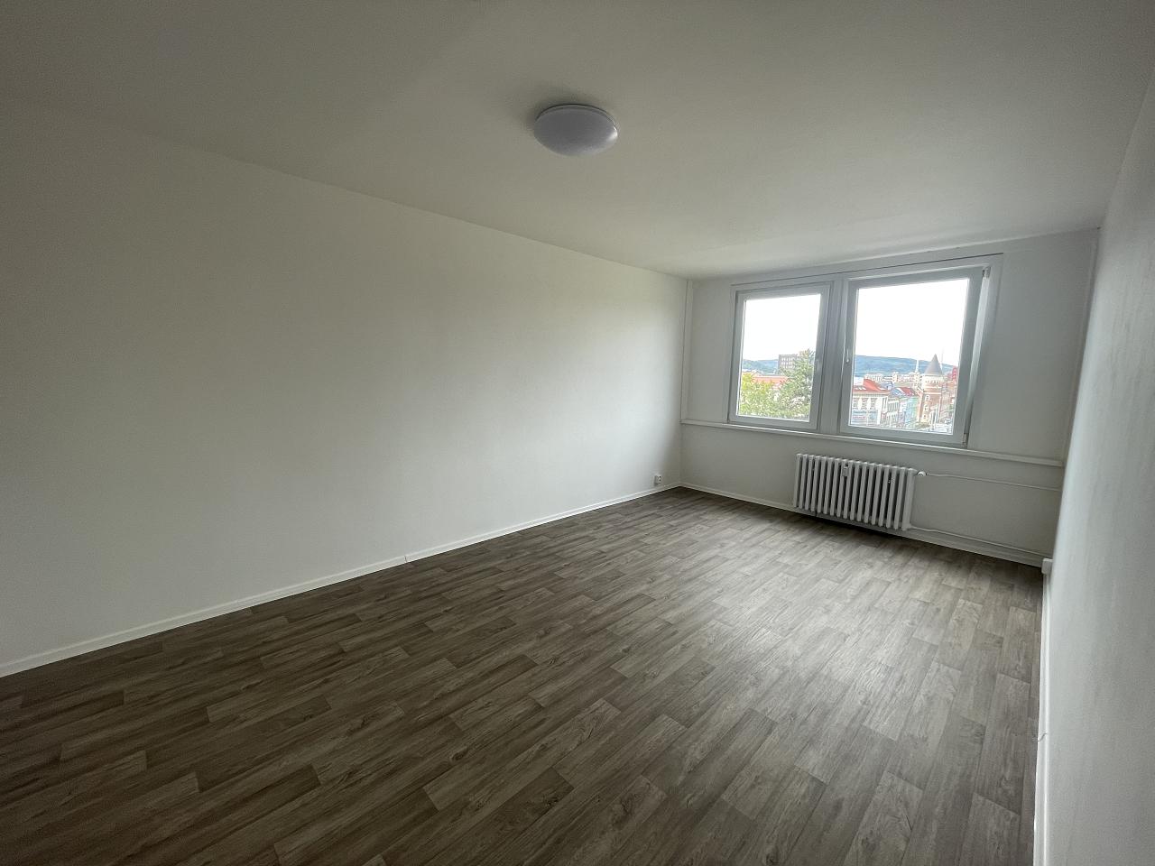 Pronájem bytu 1+1, 41 m² obrázek