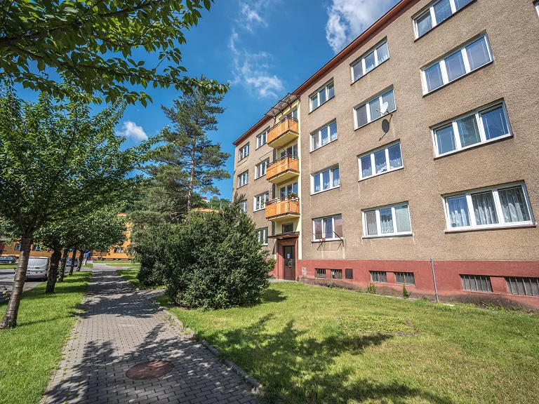 Pronájem bytu 1+kk, 27 m² obrázek