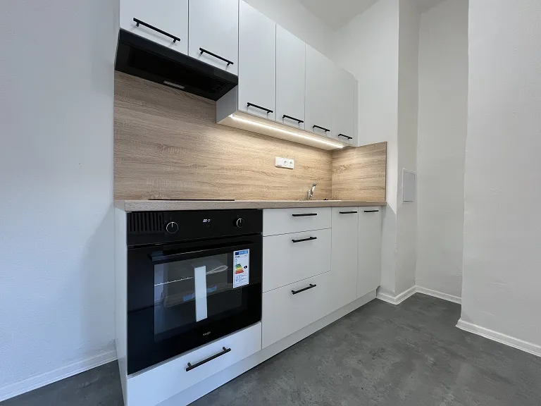 Pronájem bytu 1+kk, 27 m² obrázek