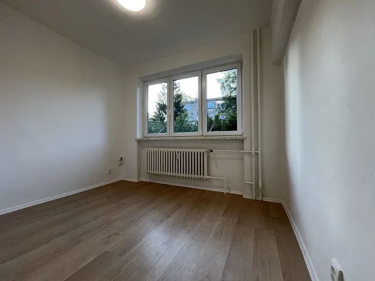 Pronájem bytu 1+kk, 27 m² obrázek