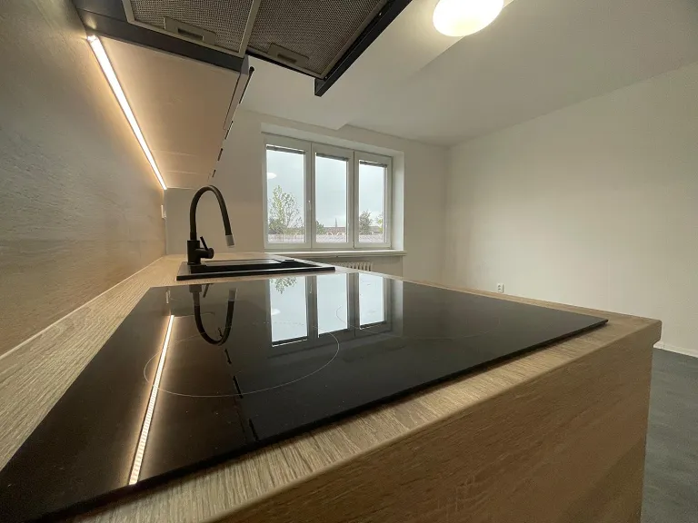 Pronájem bytu 2+1, 61 m² obrázek