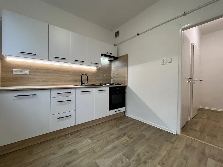 Pronájem bytu 2+1, 63 m² obrázek