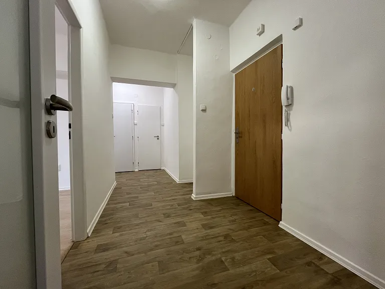 Pronájem bytu 2+1, 63 m² obrázek