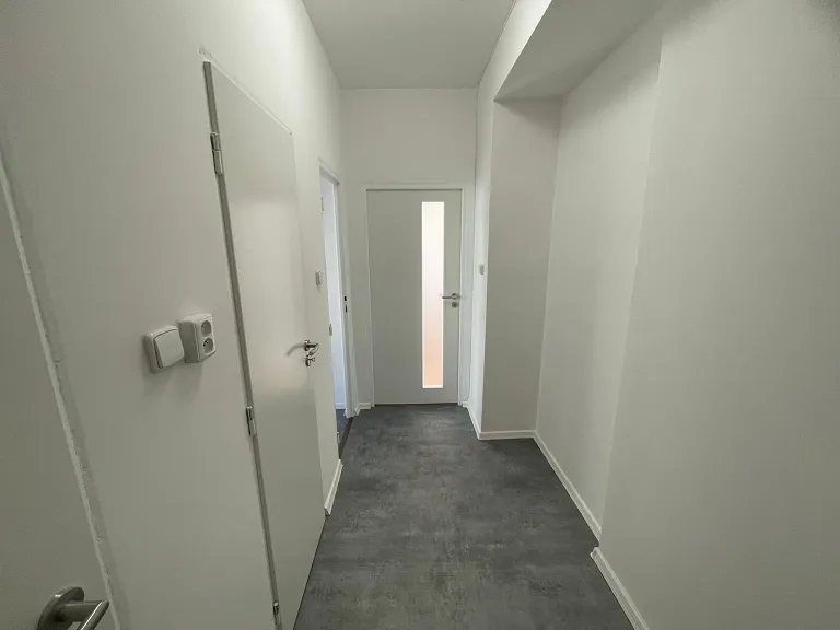 Pronájem bytu 3+1, 70 m² obrázek