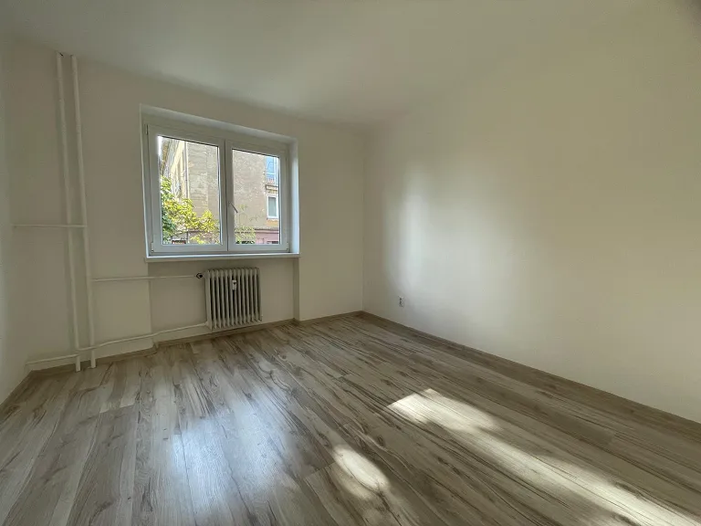 Pronájem bytu 2+1, 56 m² obrázek