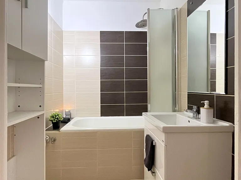 Pronájem bytu 2+1, 59 m² obrázek